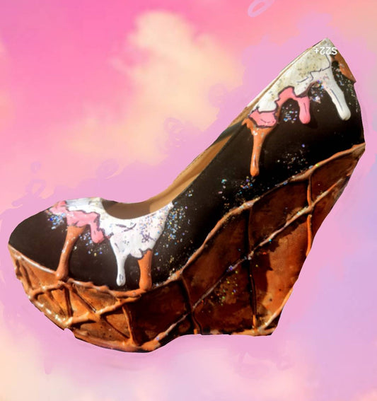 🍓 Neapolitan Sundae Waffle Cone Wedge